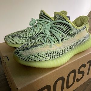 Yeezy Boost 350 V2